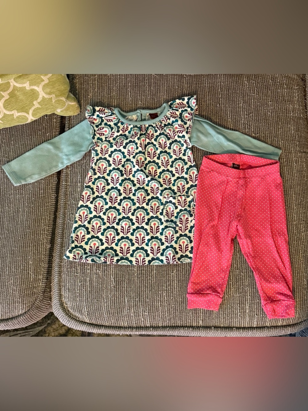 Tea Collection Girls Teal Floral Tunic with Pink Dot Leggings